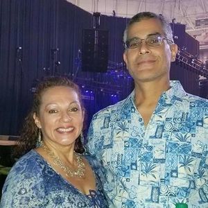 Meet your Posher, Cenia